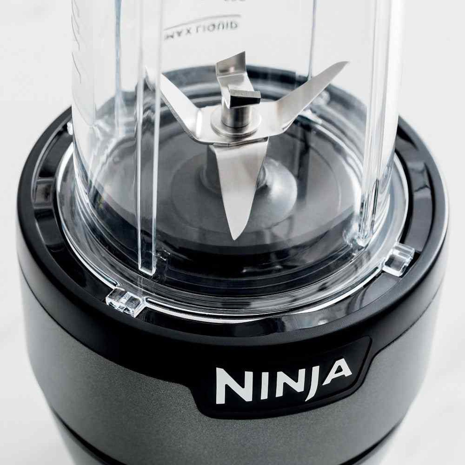 Extractor de nutrientes Nutri blender 2 vasos - Ninja BN300